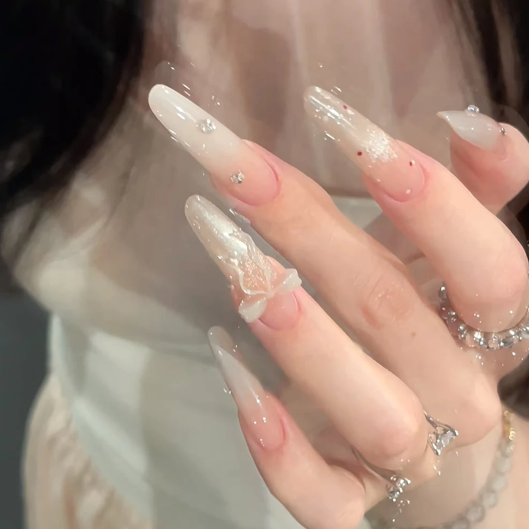 【夏日波点】气质蝴蝶结可爱波点春夏显白美甲氛围感美甲穿戴甲片