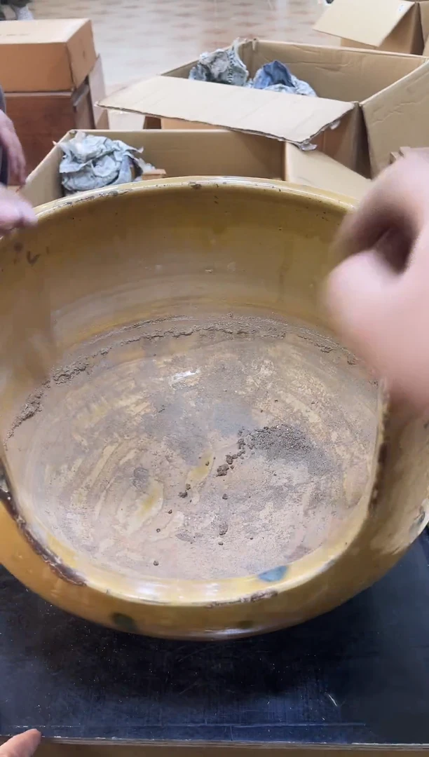 风炉如图所示 阁集工艺品