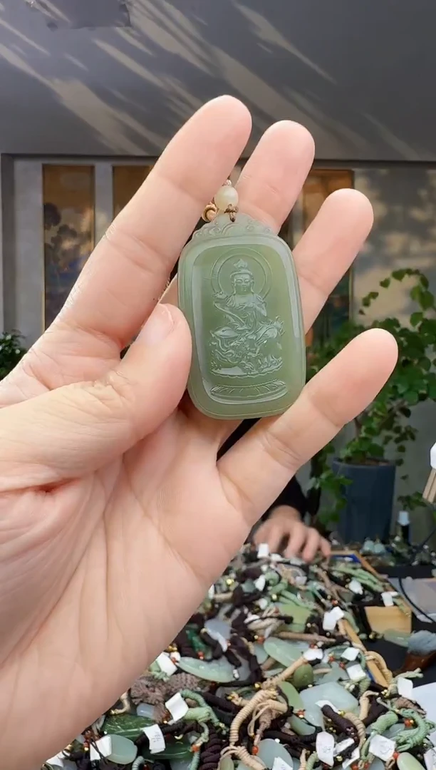 未镶嵌和田玉挂件拍一发一