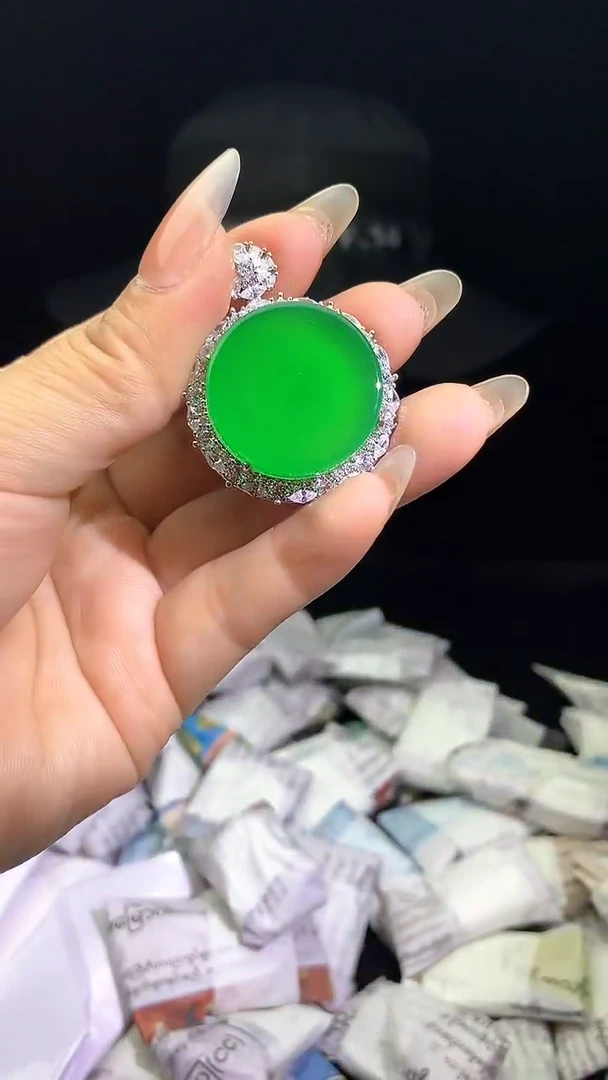 满色吊坠    所见即所得