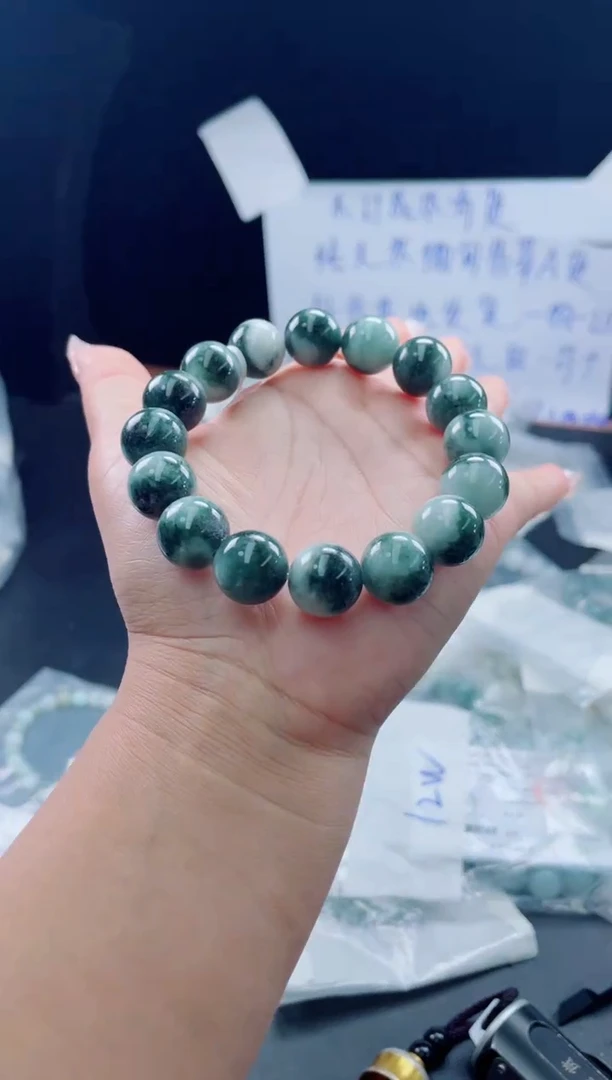 未镶嵌定制翡翠珠串
