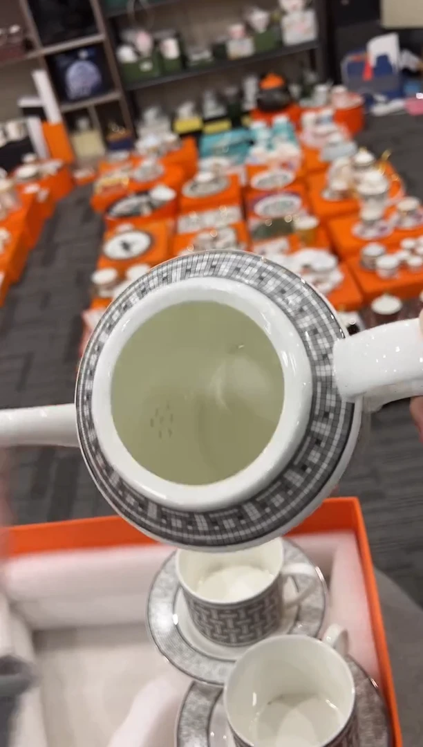 【闪购商品】杯H461--------------