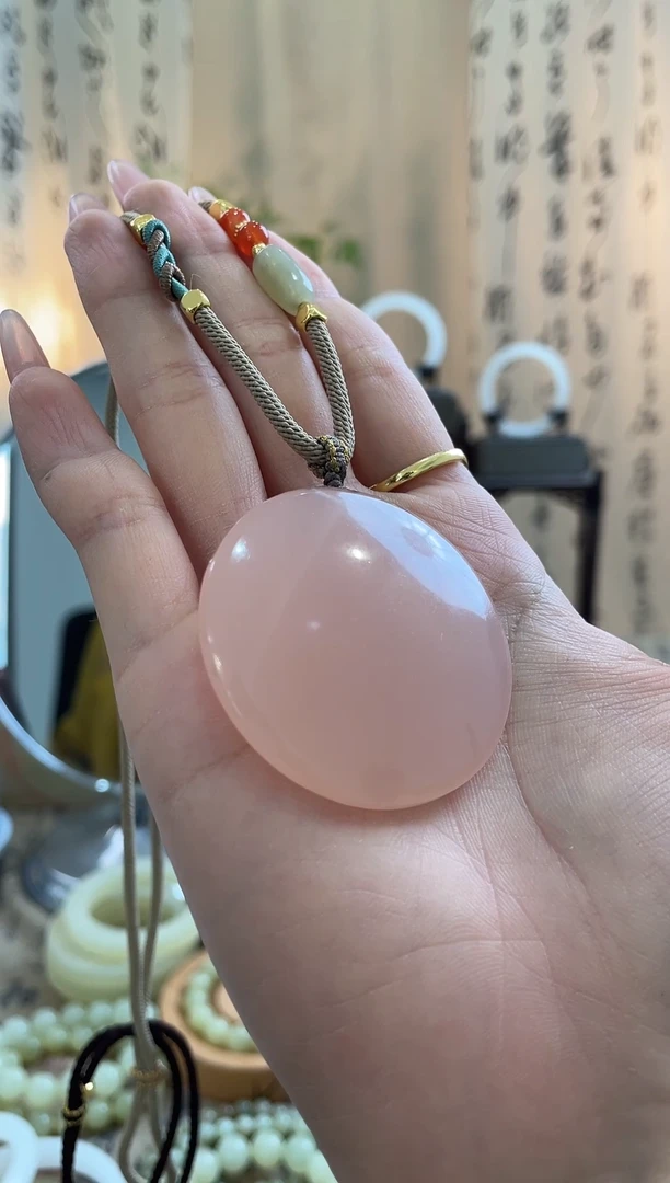 青海料藕粉圆牌，带中国结编绳