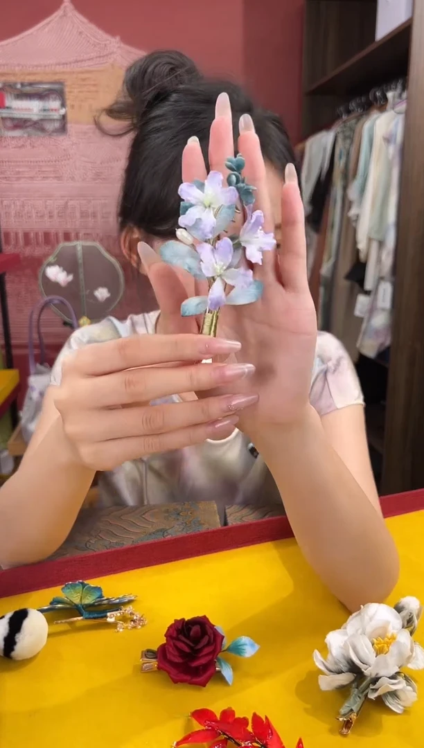 刺绣非遗绒花（发饰）