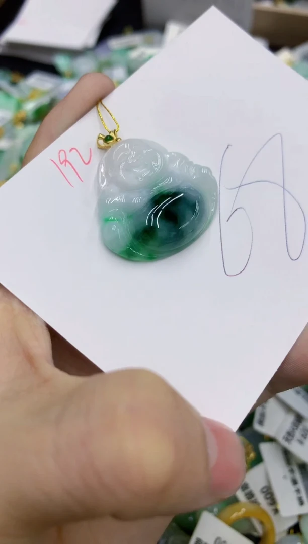 翡翠未镶嵌颈饰1111111111111