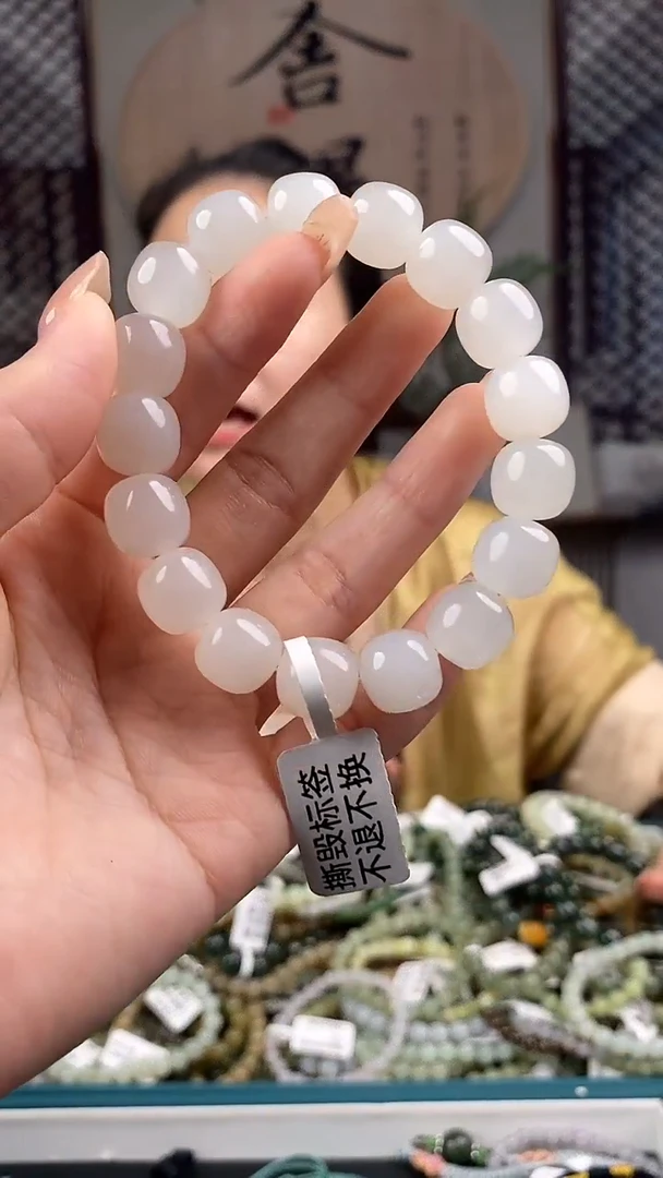 和田玉未镶嵌颈饰拍一发一