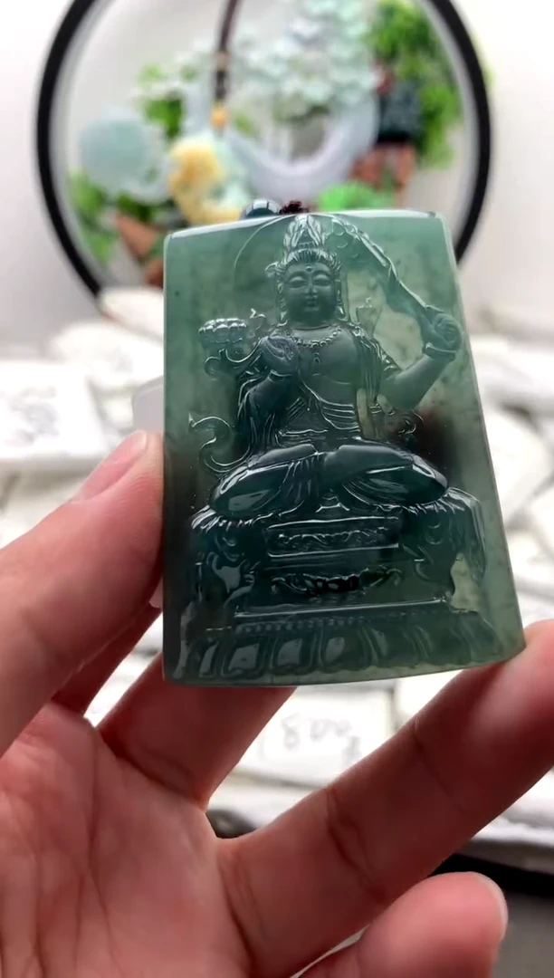 【闪购商品】翡翠颈饰未镶嵌虚空藏