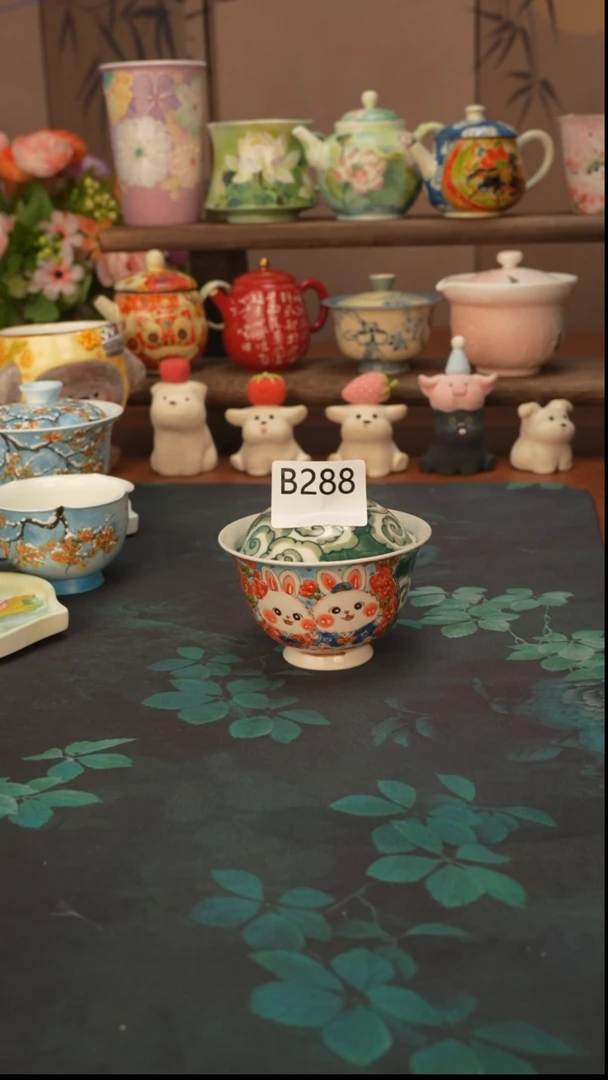 迷糊  小白兔盖碗288