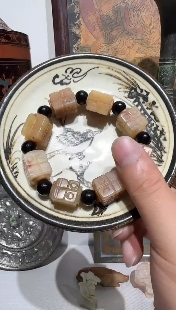 摆件