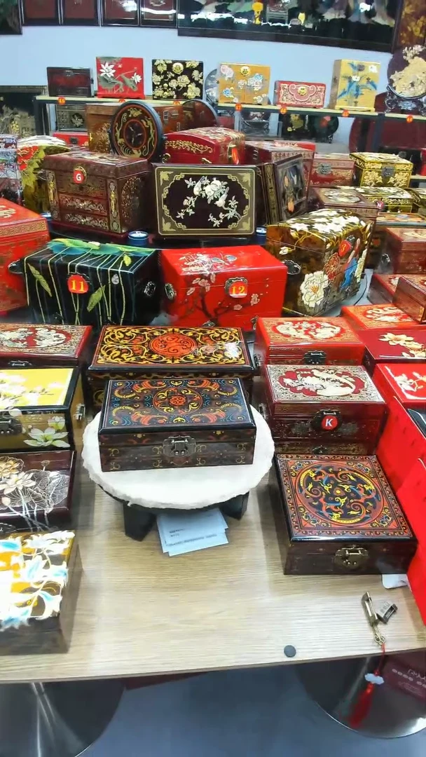 【闪购商品】23黑底双层手推漆宫廷汉文收藏款