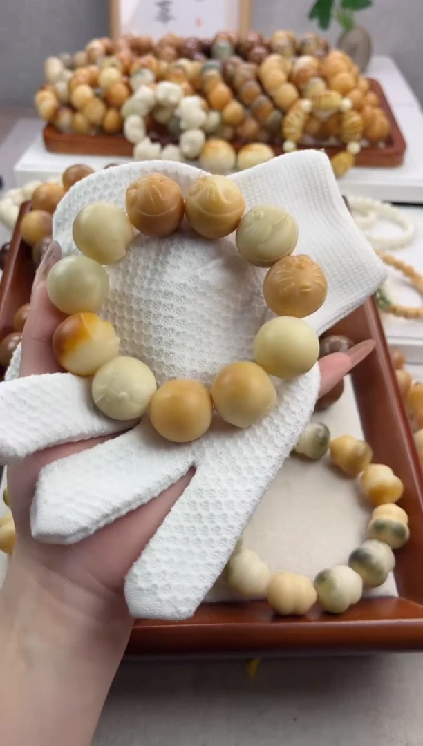 【闪购商品】菩提根/象牙果手串干磨叮当猫23mm瑕疵不补w67