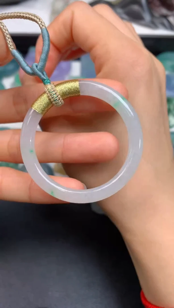 翡翠未镶嵌颈饰0331303079无鉴赏期