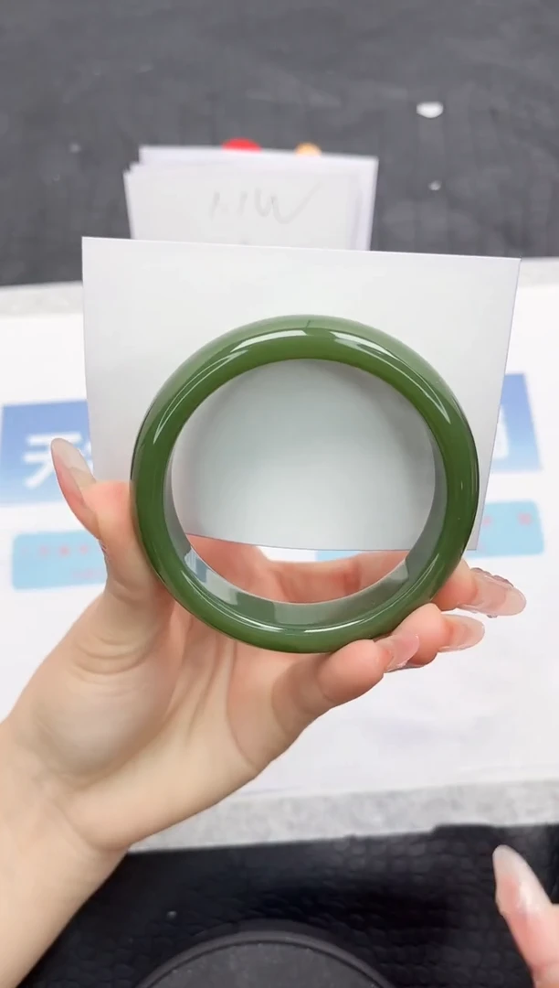 【闪购商品】石英质玉手镯未镶嵌L147-58