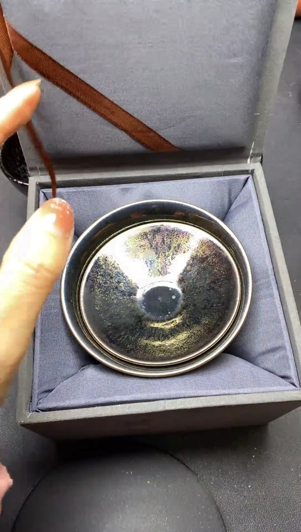 【闪购商品】茶盏            微瑕67