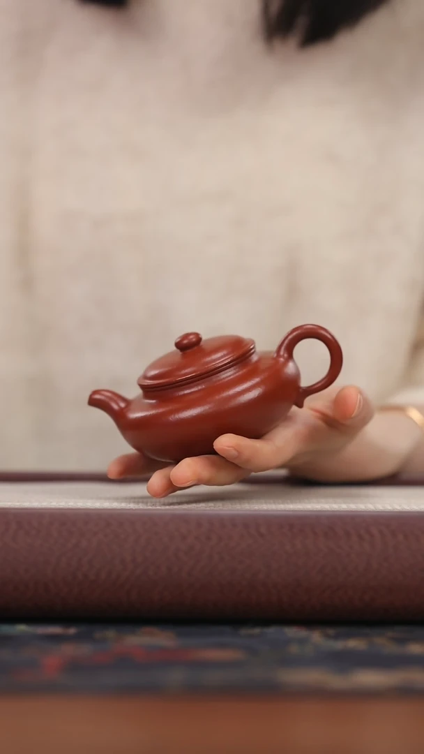 【闪购商品】紫砂茶壶yt大红袍 扁复仿古 160cc