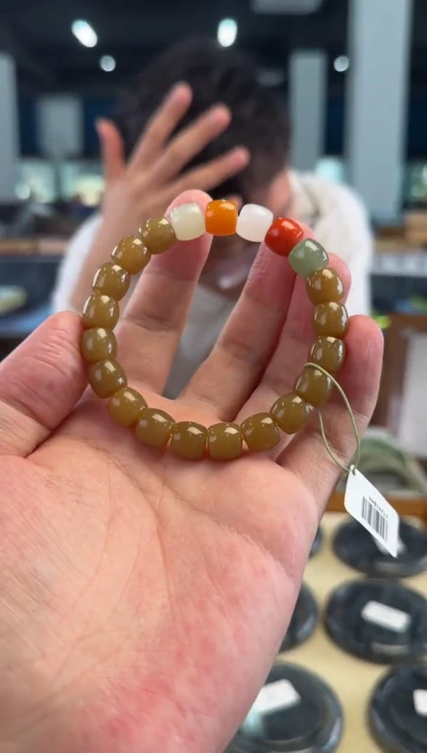 和田玉未镶嵌颈饰和田玉