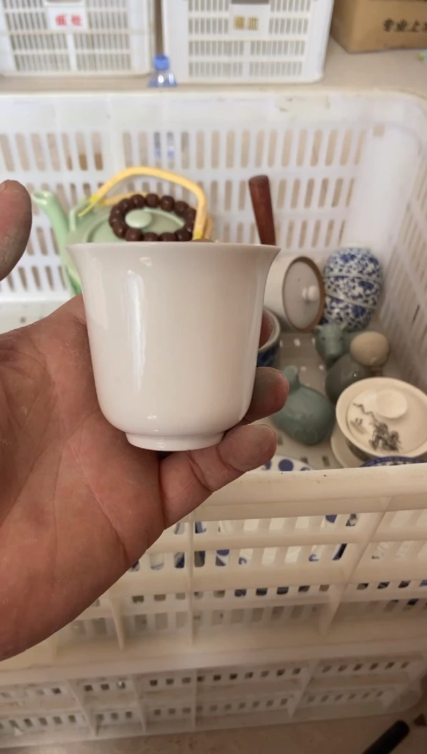 无运费险有瑕疵的摄影的产品有使用过的痕迹有点脏介意勿拍