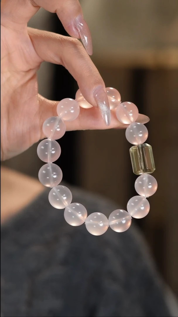 未镶嵌手串水晶粉粉