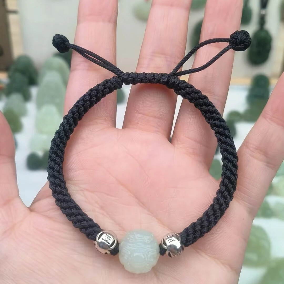 和田玉圆圆貔貅手绳款大号14mm左右