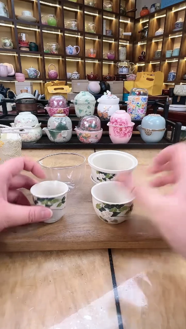 【闪购商品】草木灰山茶花旅行.。。