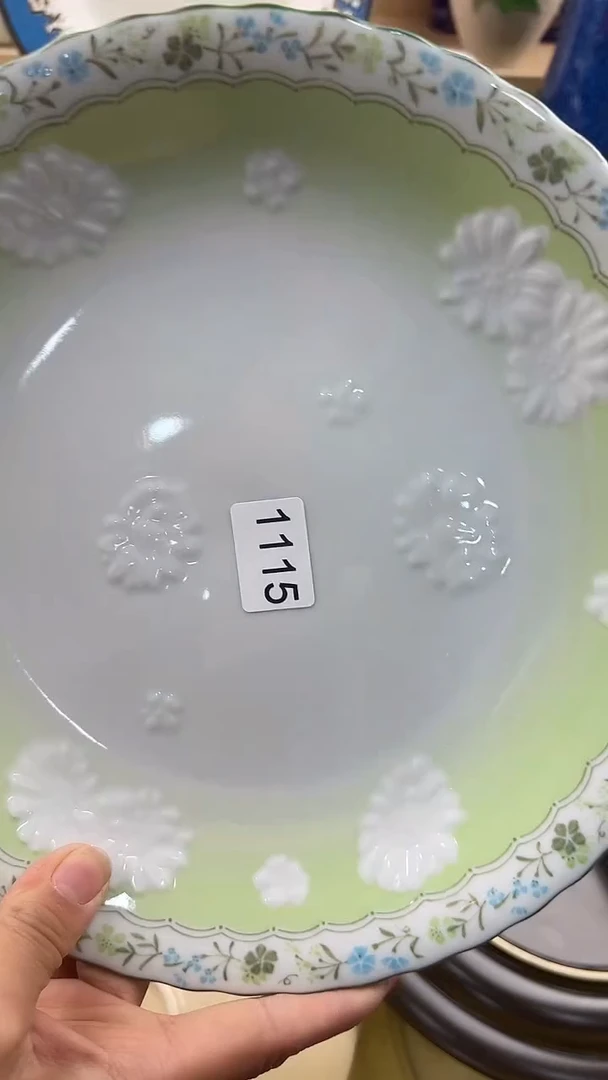 115回流瓷器，默认微瑕，18包邮