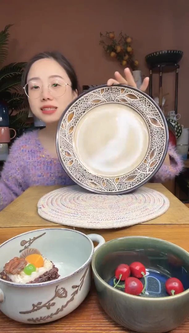 陶瓷11.3英寸手绘浮雕树叶大盘 微瑕疵