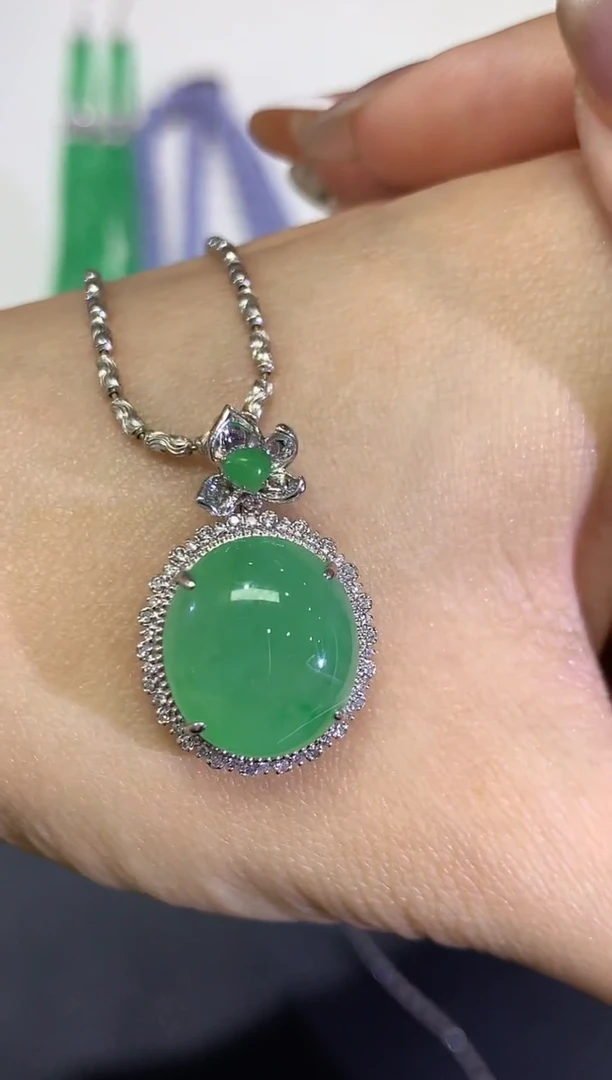 【闪购商品】翡翠颈饰18K金镶嵌团购75