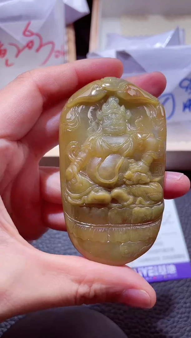 颈饰未镶嵌翡翠00003395