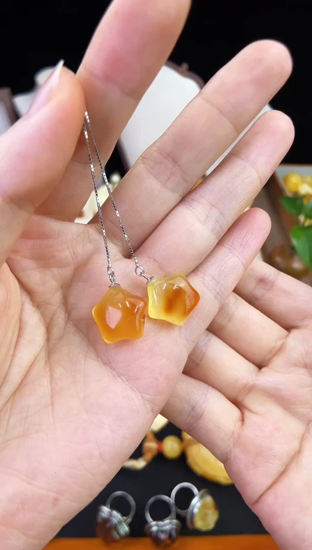 琥珀未镶嵌珠宝奇石柒月