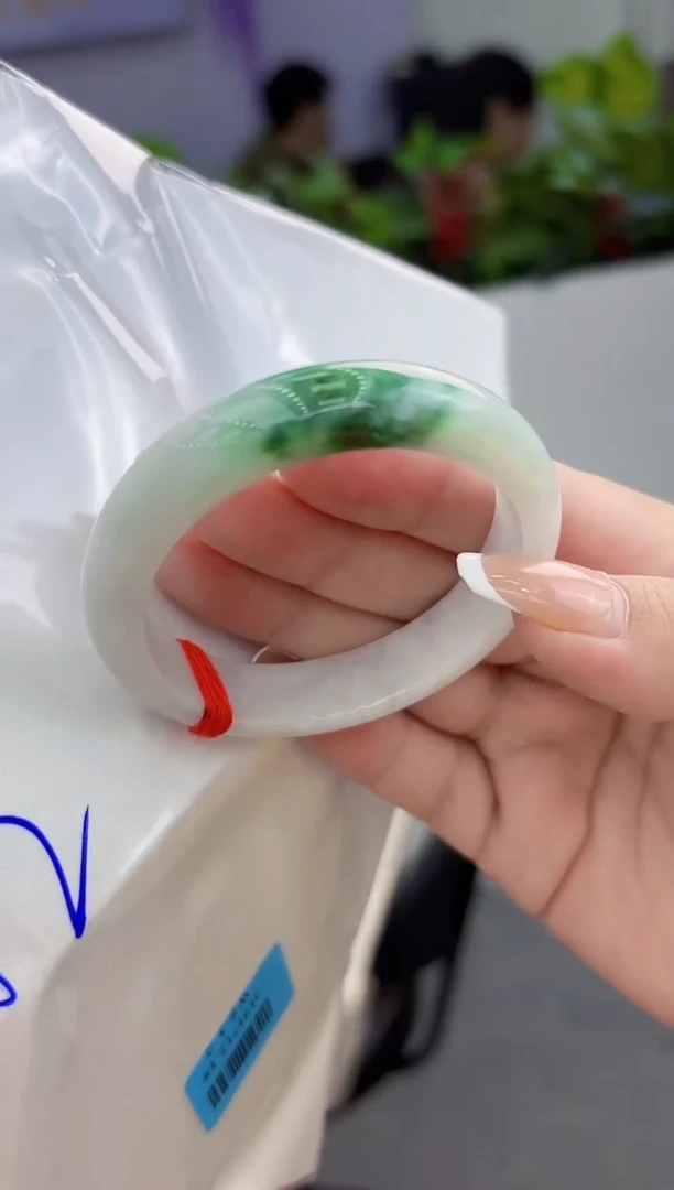 【闪购商品】翡翠手镯未镶嵌翡翠手镯