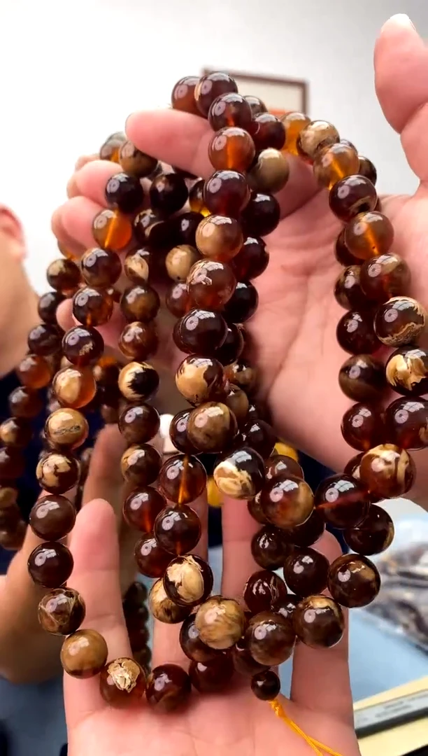 【闪购商品】琥珀珠宝奇石未镶嵌假一罚十，发一件