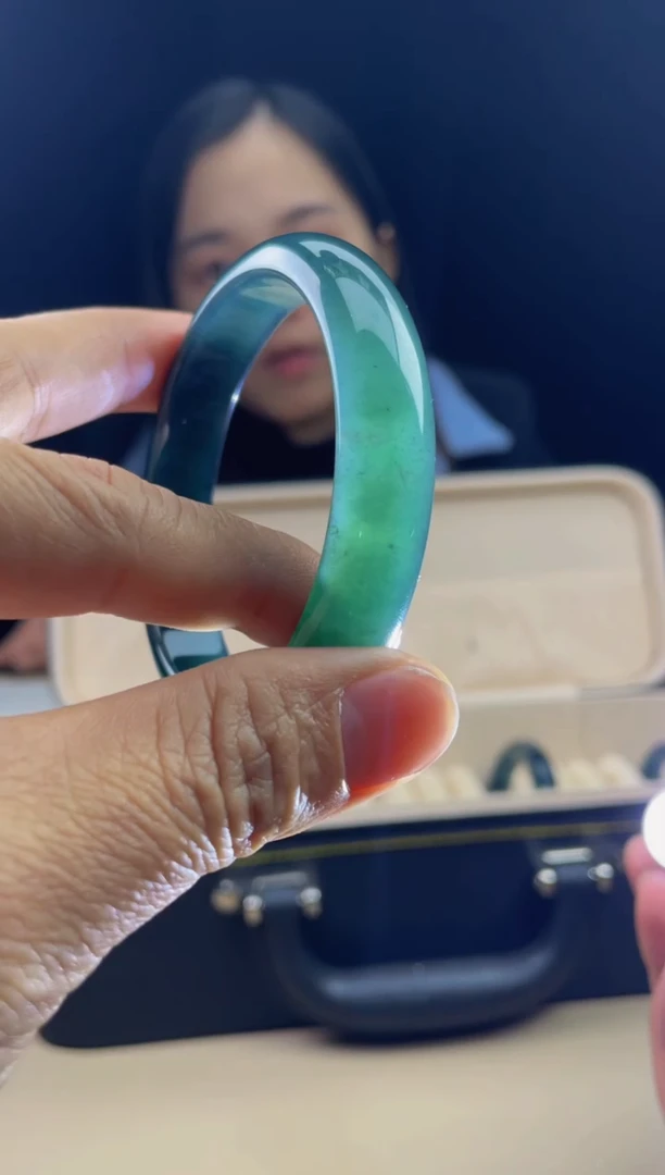 【闪购商品】定制翡翠未镶嵌    2512