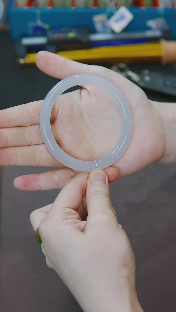 未镶嵌手镯和田玉58-59圈口高冰紫美人条