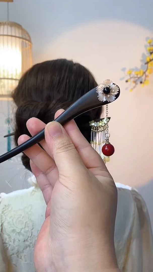 非金属木质粉色蝶贝单簪