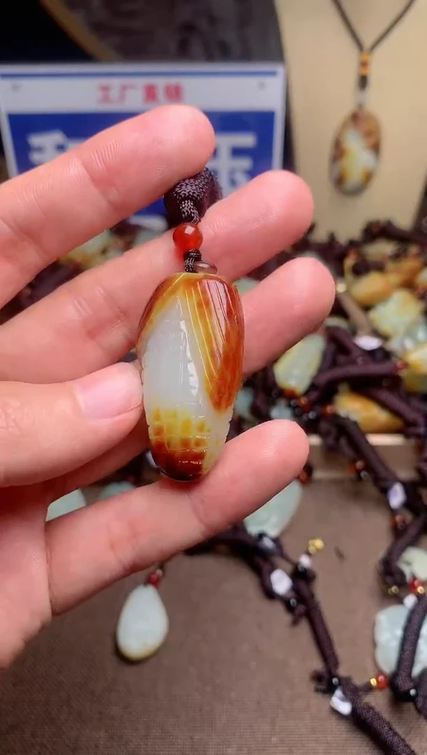 【闪购商品】和田玉颈饰未镶嵌1