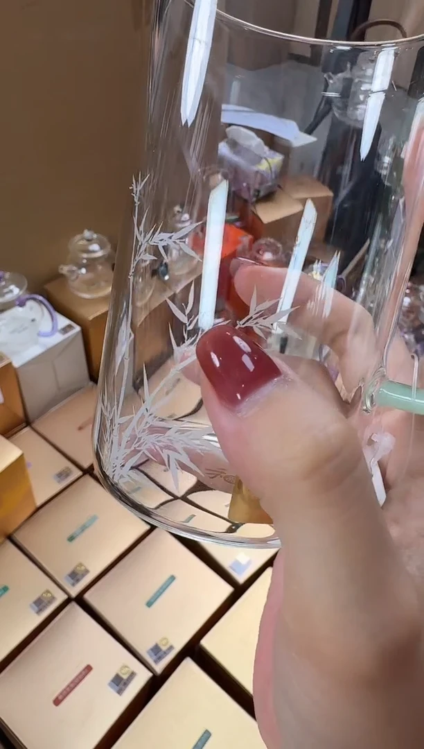 @@禾器晶彩清简杯节节高升浅玉色