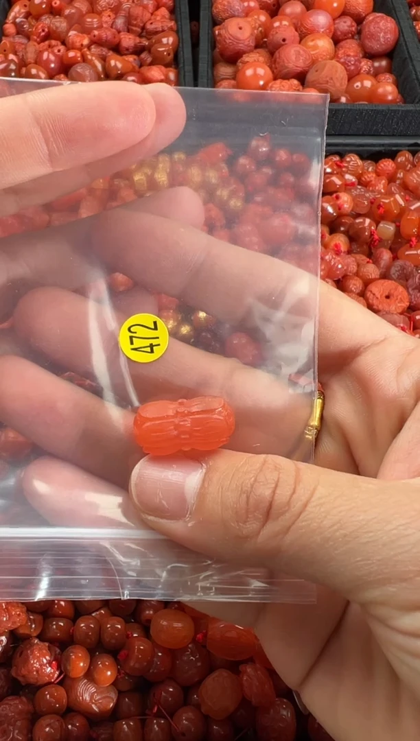 【闪购商品】南红玛瑙颈饰未镶嵌1