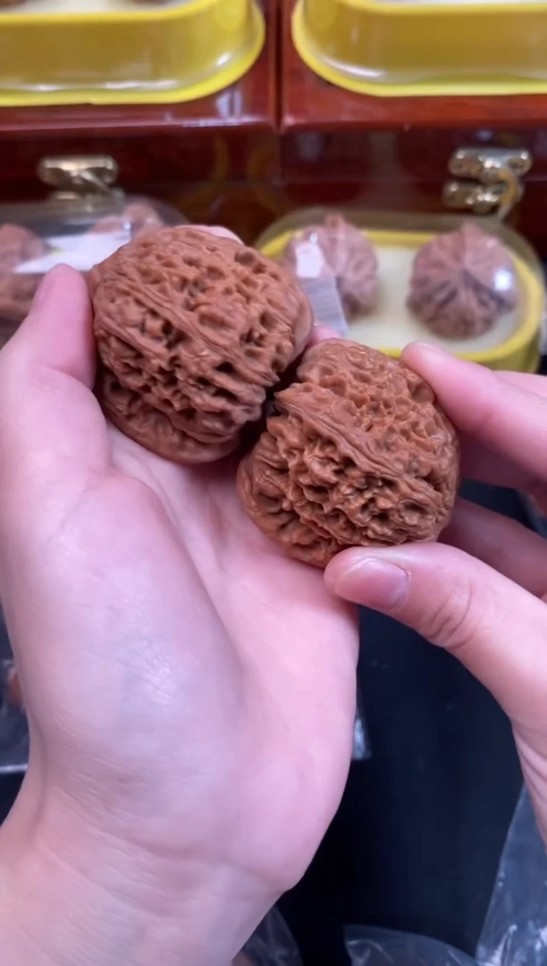 把件文玩核桃南疆石44尺s957