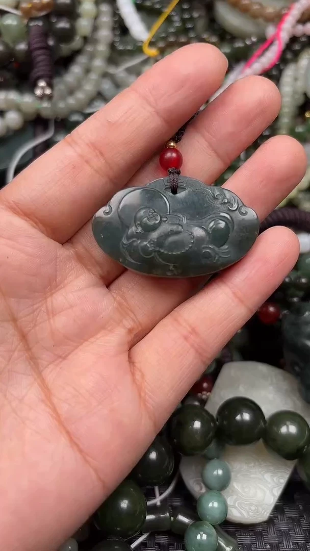 颈饰未镶嵌和田玉1