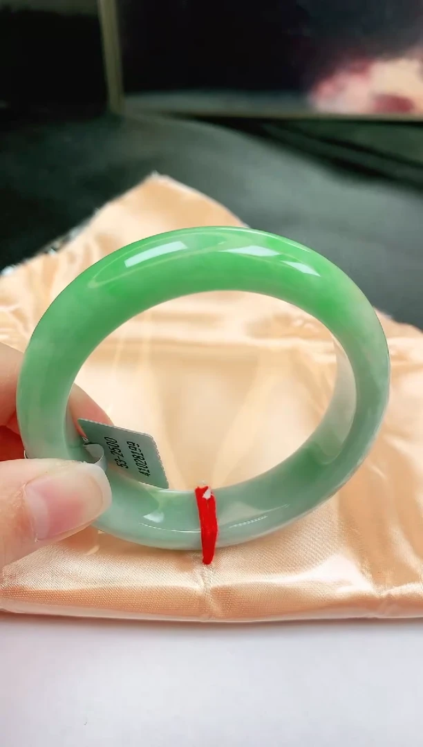 未镶嵌手镯翡翠缅甸天然A货翡翠手镯