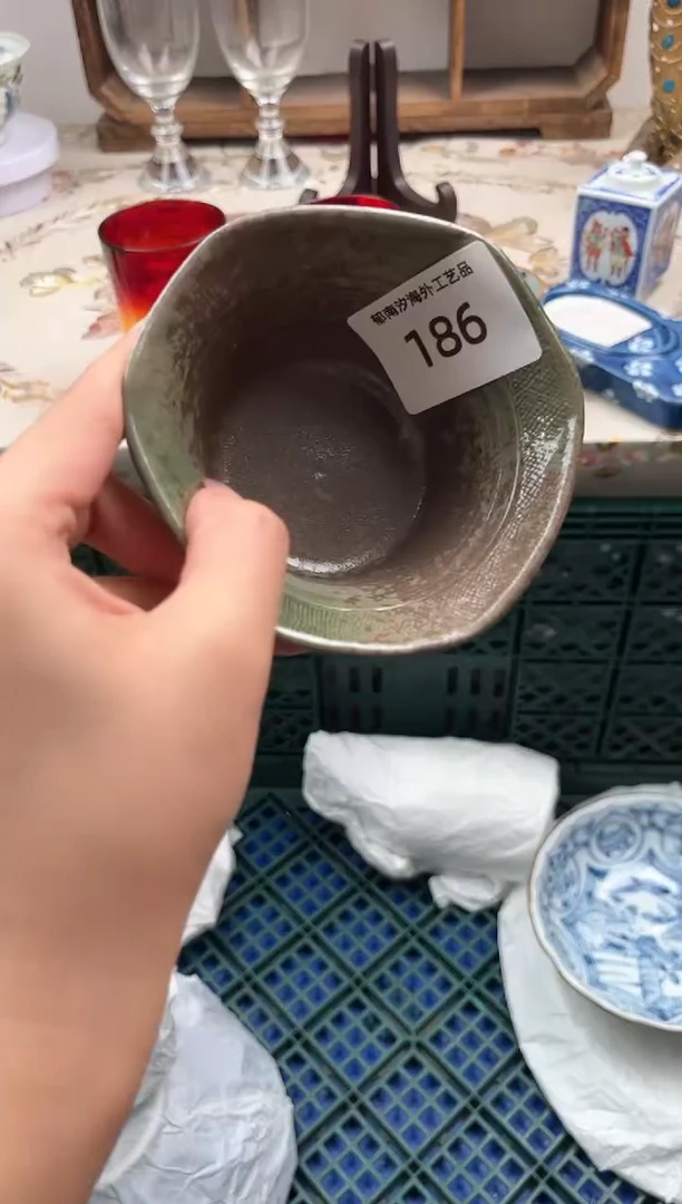 瓷片Ꮮ****࿐P         186