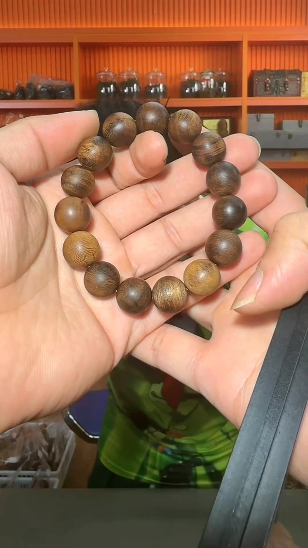 沉香手串169号单圈惠安多样性发一