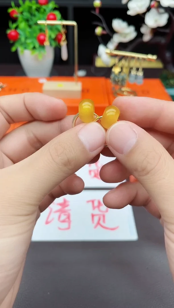 玛瑙/玉髓耳钉未镶嵌536000