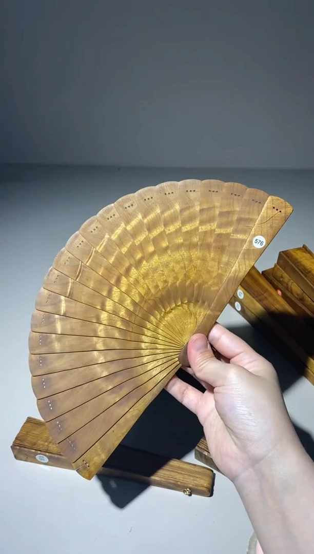 金丝楠9**!16cm金丝楠木小叶桢楠扇576