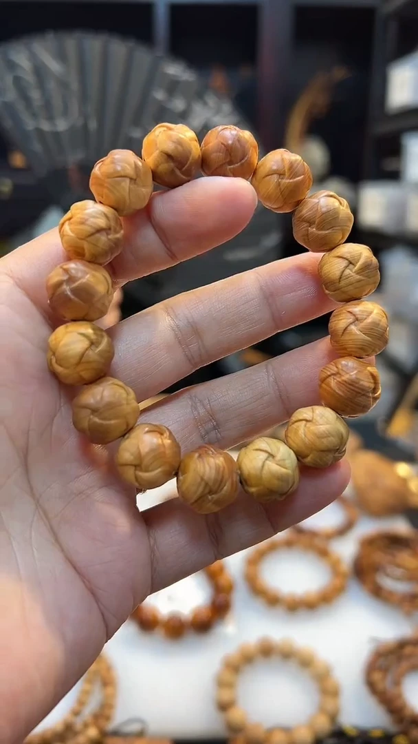 崖柏1.3红油风暴单圈太行无礼盒