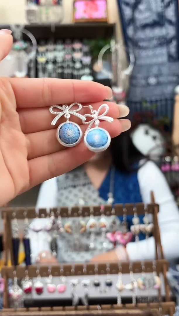 织绣民族风非遗老绣饰品536