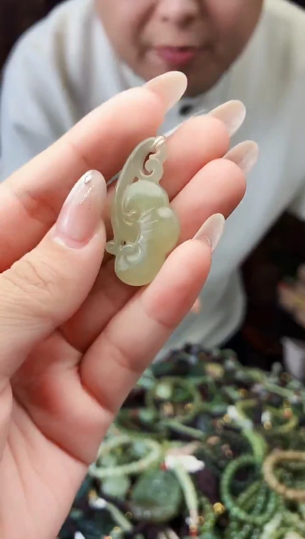 颈饰未镶嵌和田玉多样性发货拍一发一