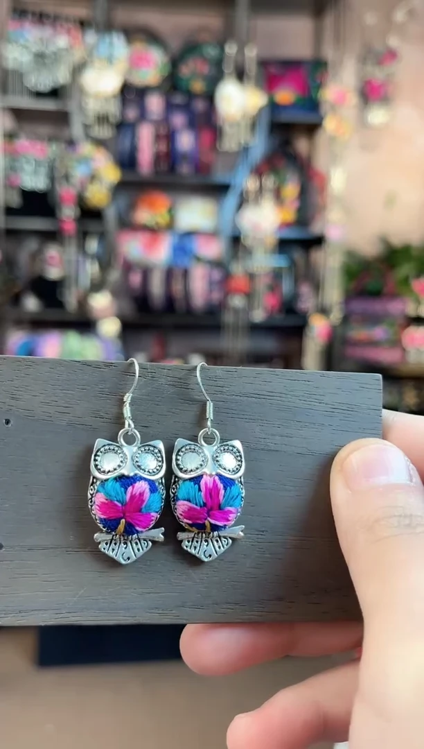 织绣民族风手工非遗老绣饰品401