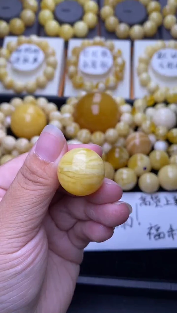 裸石琥珀未镶嵌大小姐珠宝严选105