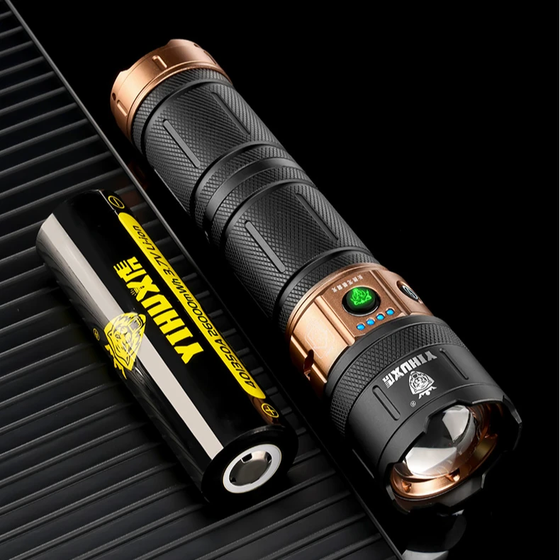 8颗灯珠多光源远射长续航变焦钓鱼打野抓知了手电A